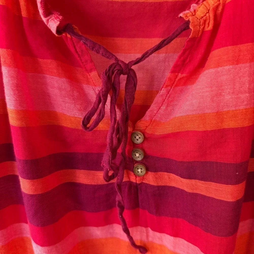 Old Navy Relaxed Red and Pink Tie Front Blouse Women’s L Sheer Lightweight - Picture 6 of 10